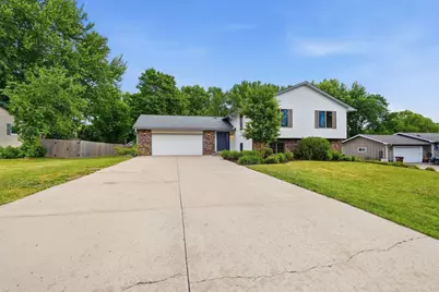 4027 Elmwood Drive, Saint Bonifacius, MN 55375 - Photo 3