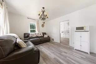 518 E 5th St, Albert Lea, MN 56007 - Photo 11
