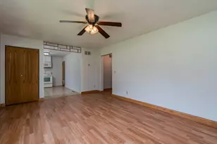 109 Jay St, Le Sueur, MN 56058 - Photo 7