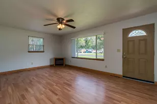 109 Jay St, Le Sueur, MN 56058 - Photo 5