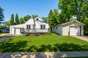 114 1st Ave NW, Rothsay, MN 56579 - Photo 1