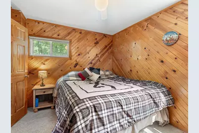 828 Clinton Street E, Waterville, MN 56096 - Photo 25