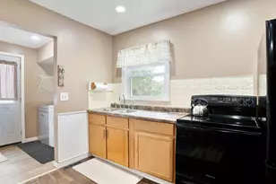 828 Clinton Street E, Waterville, MN 56096 - Photo 13