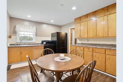 828 Clinton Street E, Waterville, MN 56096 - Photo 17