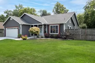 4891 S Park Dr, Savage, MN 55378 - Photo 3