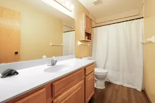 13027 Penn Ave S, Burnsville, MN 55337 - Photo 11