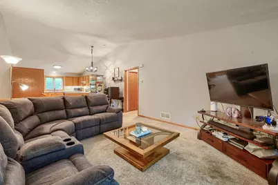 13027 Penn Avenue S, Burnsville, MN 55337 - Photo 7