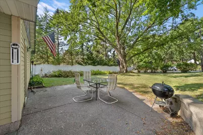 921 4th Street N, Stillwater, MN 55082 - Photo 5