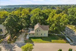 921 4th St N, Stillwater, MN 55082 - Photo 3
