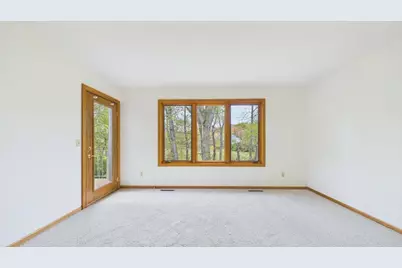 16407 Grenwich Terrace, Eden Prairie, MN 55346 - Photo 7