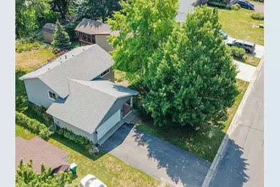 3244 Meadowbrook Court, Vadnais Heights, MN 55127 - Photo 11
