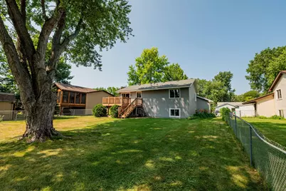 3244 Meadowbrook Court, Vadnais Heights, MN 55127 - Photo 7