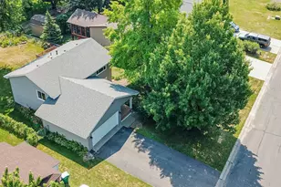3244 Meadow Brook Ct, Vadnais Heights, MN 55127 - Photo 15