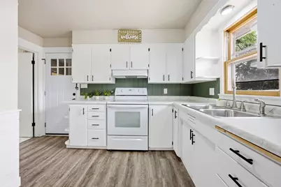 115 Park Avenue E, Hendrum, MN 56550 - Photo 9