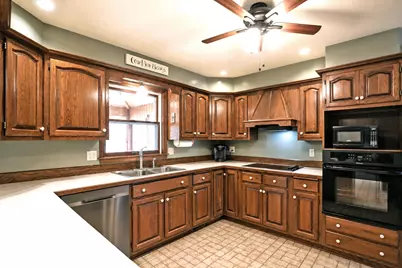 2701 4th Avenue NW, Austin, MN 55912 - Photo 21