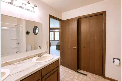 2701 4th Avenue NW, Austin, MN 55912 - Photo 33