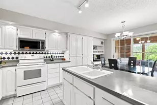 5423 Butternut Cir, Minnetonka, MN 55343 - Photo 7