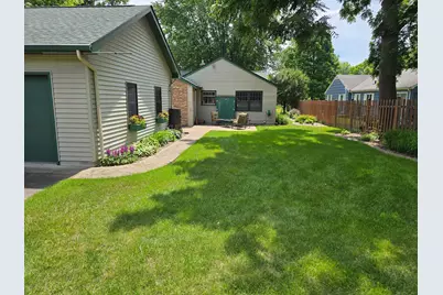 493 Wheelock Parkway W, Saint Paul, MN 55117 - Photo 5