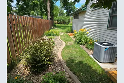 493 Wheelock Parkway W, Saint Paul, MN 55117 - Photo 45