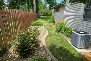 493 Wheelock Parkway W, Saint Paul, MN 55117 - Photo 45