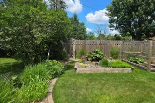 493 Wheelock Parkway W, Saint Paul, MN 55117 - Photo 9