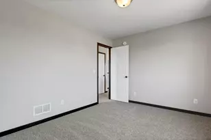 2598 Topaz St, Saint Augusta, MN 56301 - Photo 11