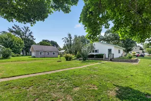 115 W Cabot St, Le Roy, MN 55951 - Photo 47