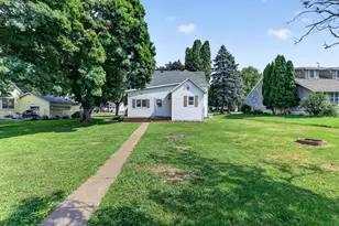 115 W Cabot St, Le Roy, MN 55951 - Photo 43