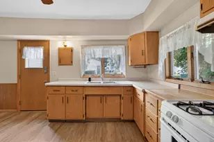 115 W Cabot St, Le Roy, MN 55951 - Photo 7