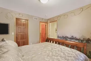 8217 W 93rd St Cir, Bloomington, MN 55438 - Photo 23