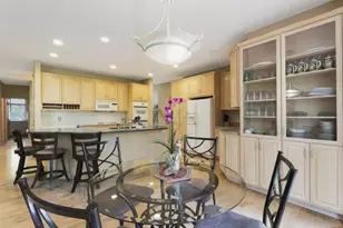 8217 W 93rd St Cir, Bloomington, MN 55438 - Photo 7