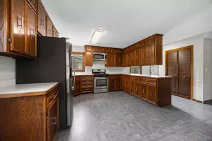 6401 Logan Ave S, Richfield, MN 55423 - Photo 9