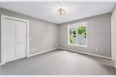 633 Park Street E, Wayzata, MN 55391 - Photo 23