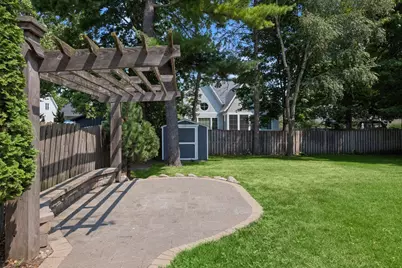 633 Park Street E, Wayzata, MN 55391 - Photo 39