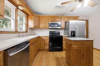 1661 W 6th Street, Winona, MN 55987 - Photo 3