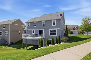 1088 Rosemary Ct, Chaska, MN 55318 - Photo 33