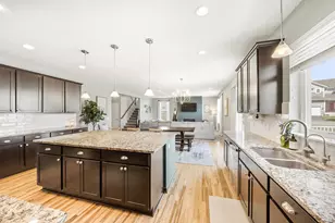 1088 Rosemary Ct, Chaska, MN 55318 - Photo 9