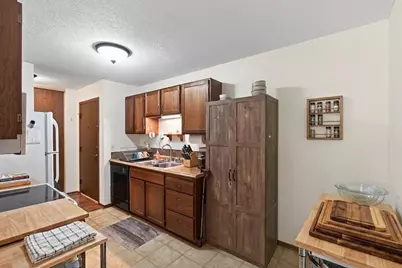 135 Viking Drive E #309, Little Canada, MN 55117 - Photo 9