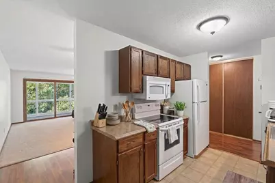 135 Viking Drive E #309, Little Canada, MN 55117 - Photo 7