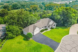 7036 Crowne Oak Rd, Eden Prairie, MN 55344 - Photo 45