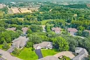 7036 Crowne Oak Rd, Eden Prairie, MN 55344 - Photo 43