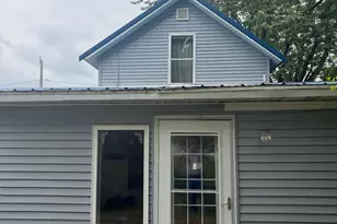 307 N Farwell St, Verndale, MN 56481 - Photo 3