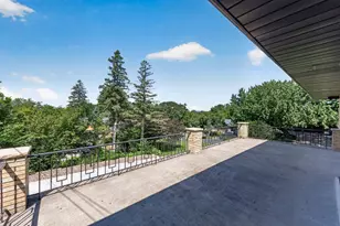 1472 Bridgeview Ave, Eagan, MN 55121 - Photo 41