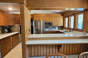 911 Oakmont Dr, Thief River Falls, MN 56701 - Photo 11