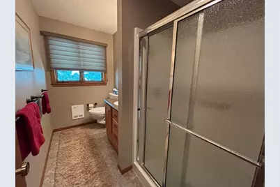 911 Oakmont Drive, Thief River Falls, MN 56701 - Photo 37