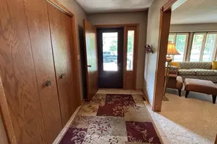 911 Oakmont Dr, Thief River Falls, MN 56701 - Photo 3