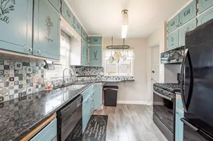 1707 2nd St N, Fargo, ND 58102 - Photo 17