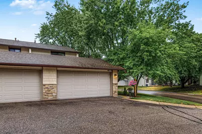 13769 Heather Hills Drive, Burnsville, MN 55337 - Photo 3