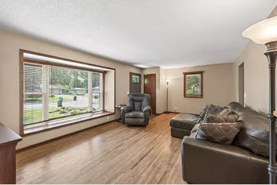2557 Sherwood Road, Mounds View, MN 55112 - Photo 5
