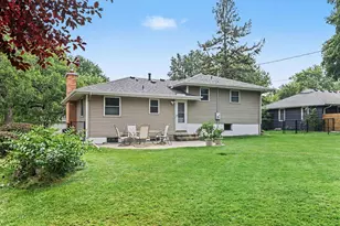 1333 Valders Ave N, Golden Valley, MN 55427 - Photo 9